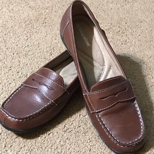 Naturalizer loafers